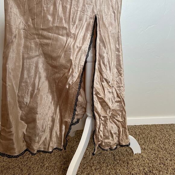 y2k lace and satin dress - Picture 7 of 9